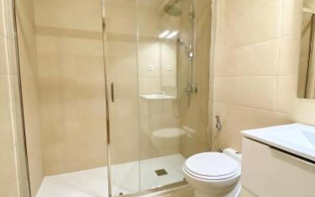 Home Out Marina Apartment