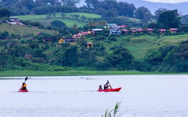 Lake Hotel