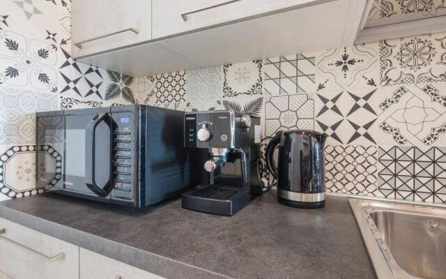 Sara S Seaview Apartment