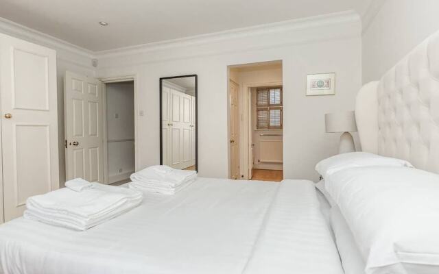 Beautiful 3Br House In Knightsbridge