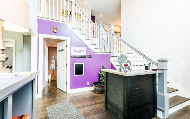 Among the Vineyards Bed & Breakfast