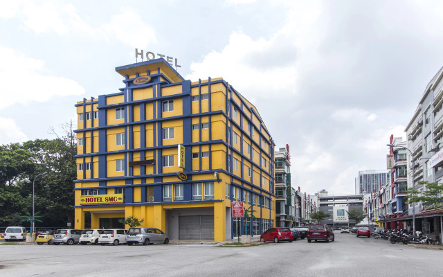 Super OYO 258 Hotel SMC Alam Avenue