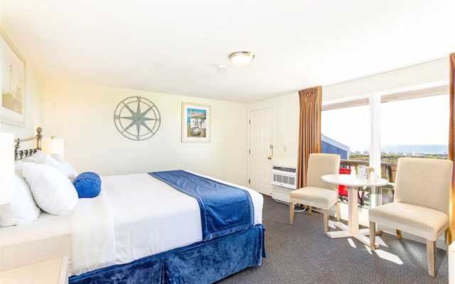 Dune Crest Hotel