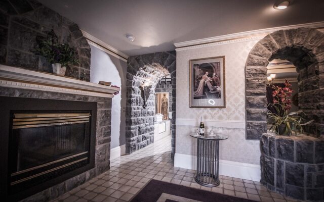 The Anniversary Inn Logan