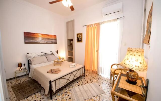 Sofi's Flat in the city center, 5min to the sea