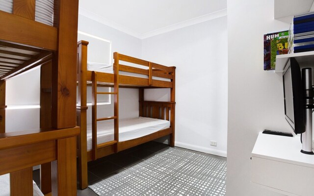 Amanda Court, Unit 2/1 Weatherly Close