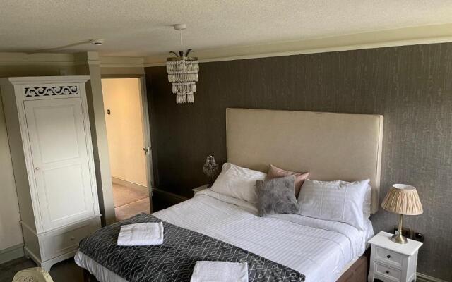 The lodge at lancaster