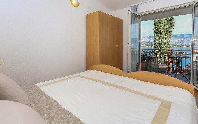 Stunning Home in Arbanija With Wifi and 1 Bedrooms
