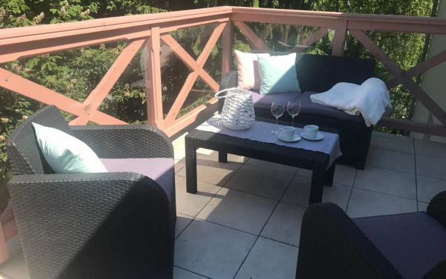 Green Park Rentyear Apartments