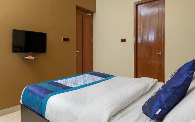 OYO 6810 Home Stay Anna Nagar