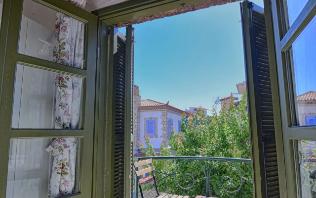 Lunar Butik Hotel Alaçatı