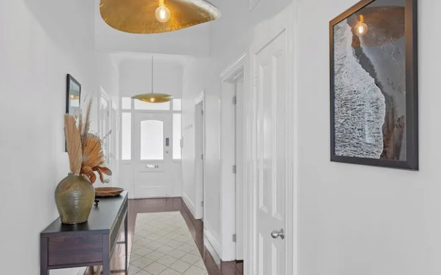 Cowan Street Home by Urban Rest