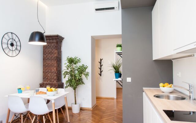 LOOX apartments Hatzova