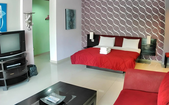 Marinos Place