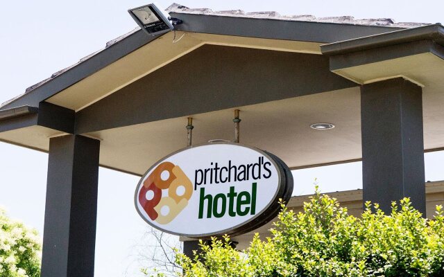 Nightcap at Pritchards Hotel