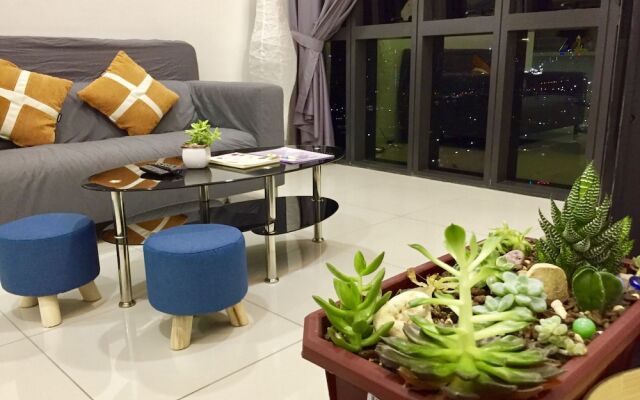 Charming Suite at Sunway and PJ
