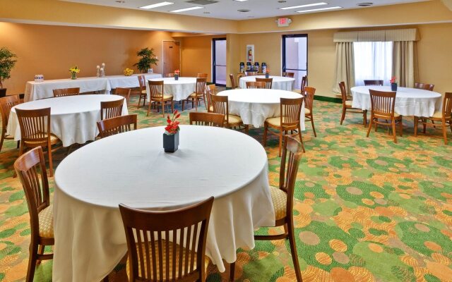 Holiday Inn Express Winfield by IHG