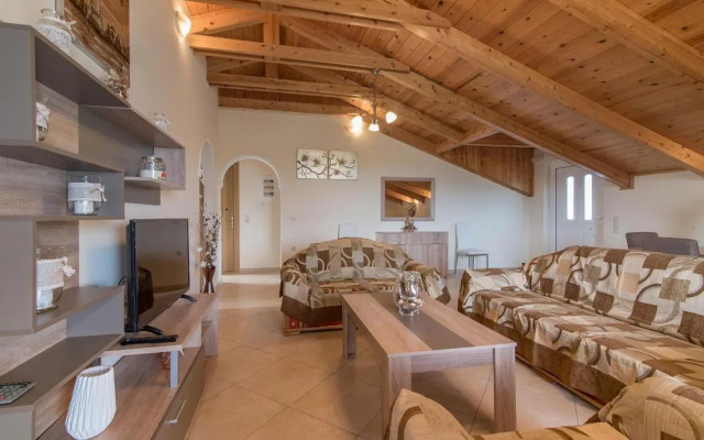 Mitros Apartment