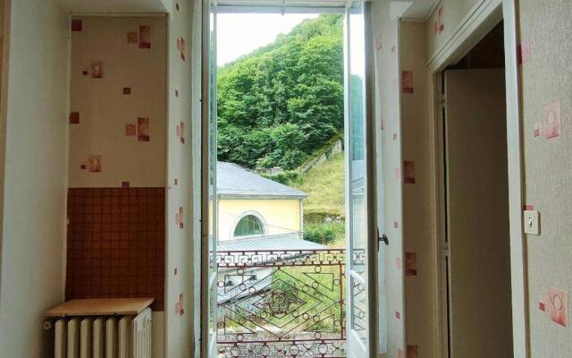 Appartement Cauterets, 2 pièces, 4 personnes - FR-1-234-135