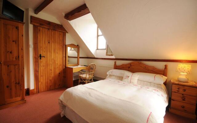 Tudor Lodge