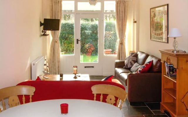 3 Riverside Bungalows