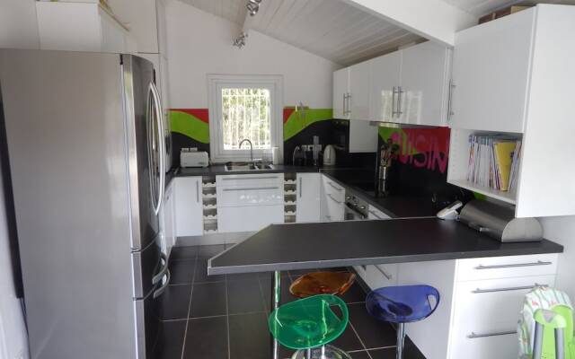 Villa avec piscine proche port Ostréicole