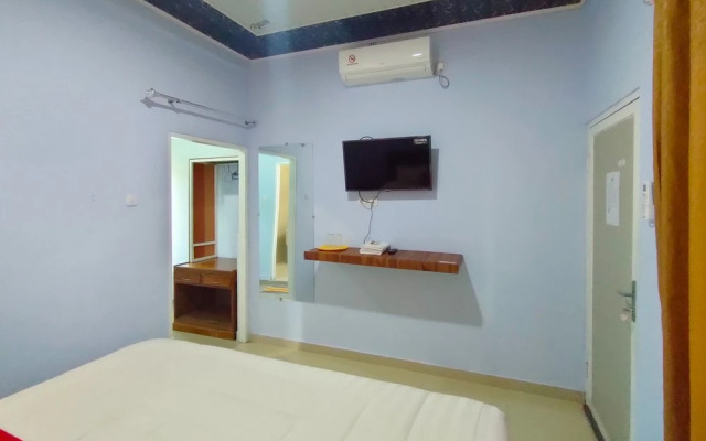 RedDoorz Syariah near Stasiun Wates