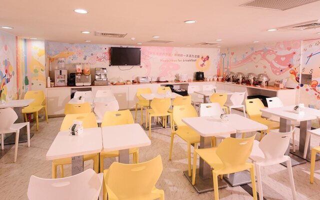 Peach Hotel