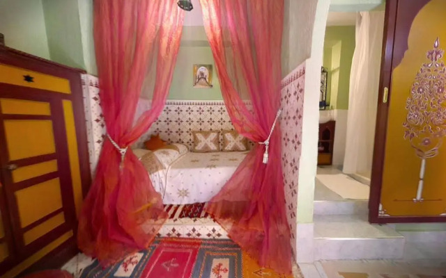 Riad Atika Mek