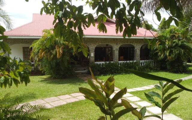 Villa Rafia Guesthouse