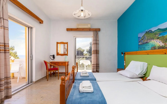 Alexandros Suites & Apartments