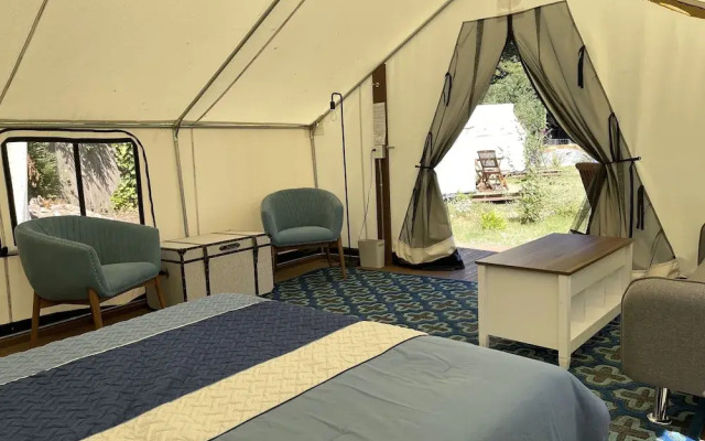 Surrey Resort