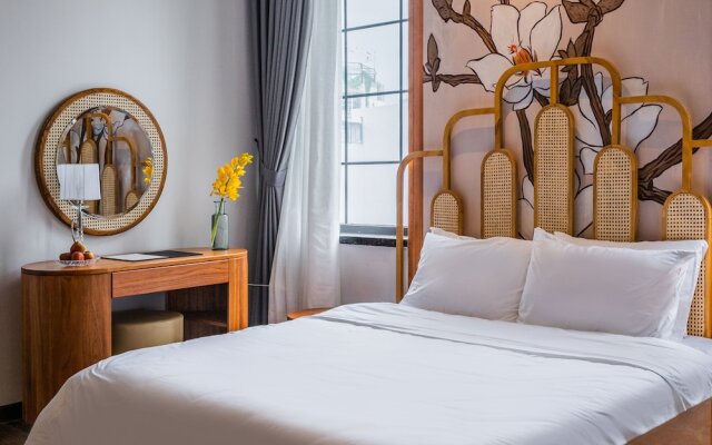 Misaki Saigon Airport