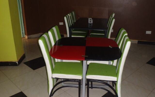 Shield Park Villa Hotel