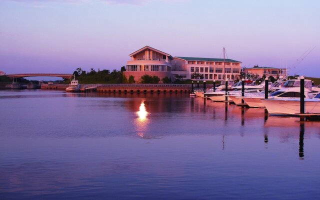 Hotel Laguna Hill