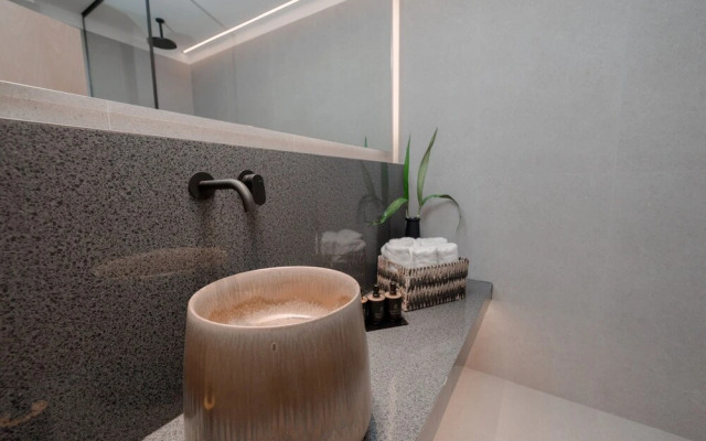 Capital Luxury Suites