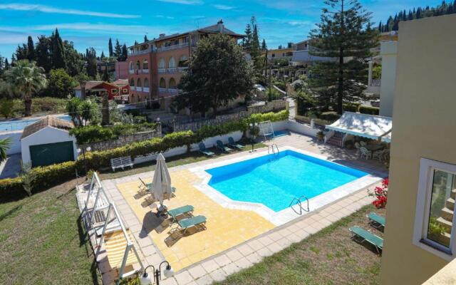 Tranquil Apartments by Corfuescapes