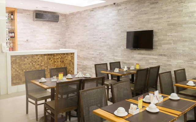 Hotel Atlântico Travel