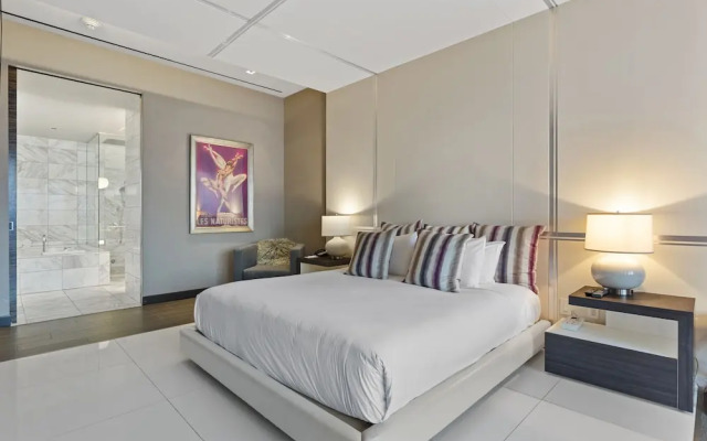 StripViewSuites at Palms Place Penthouses