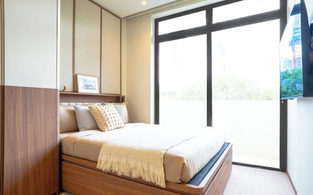 Weave Suites - Novena