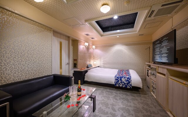 Hotel Mobilia - Adults Only