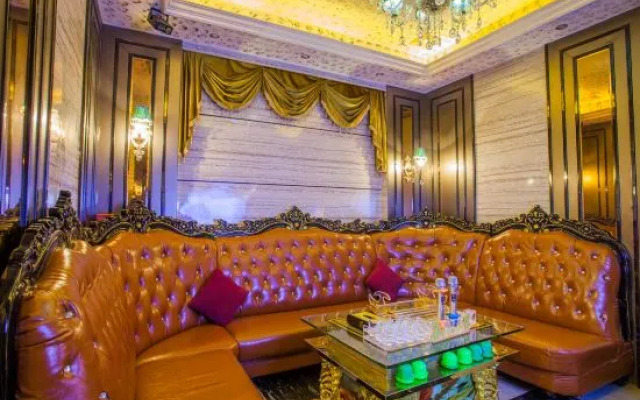 Yuekai Business Hotel