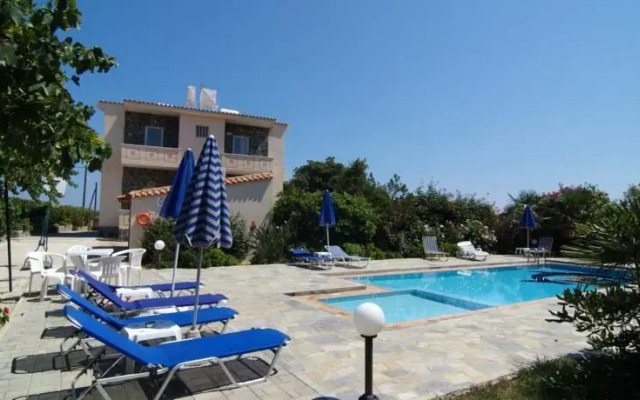 Skoutelonas Villa