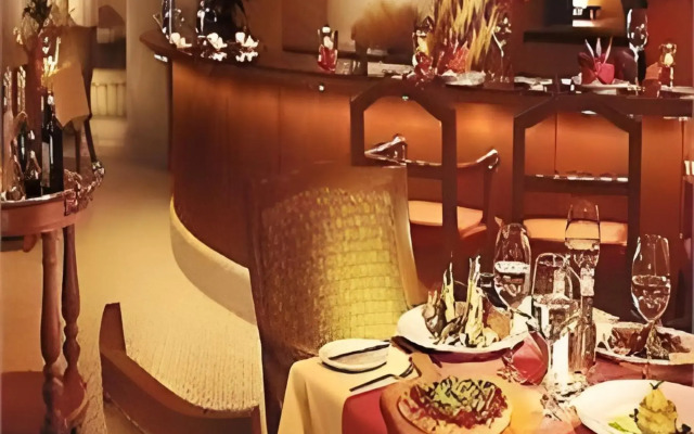 Adhhoc Hotel