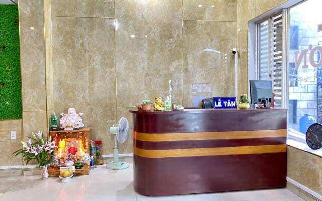 Thien Son Hotel