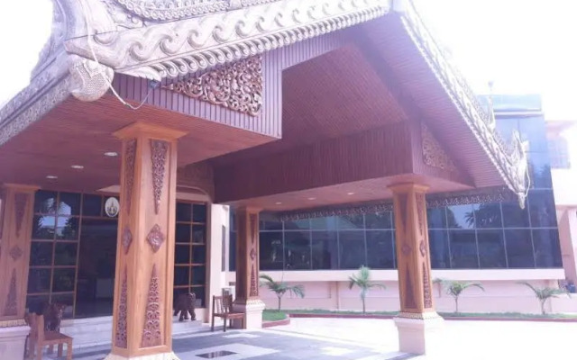 Sky Palace Hotel Bagan