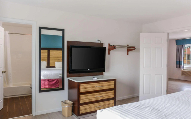 Rodeway Inn