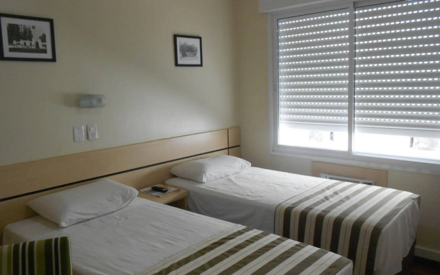 Colossi Hotel