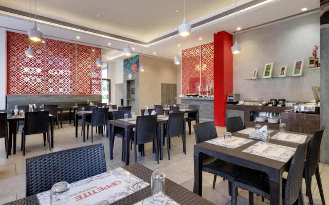 7 Apple Hotel Vadodara