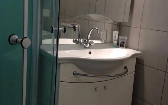 Appartement Tout Confort Avec Parking Fermé